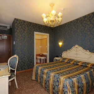 Il Mercante Di *** Venedik